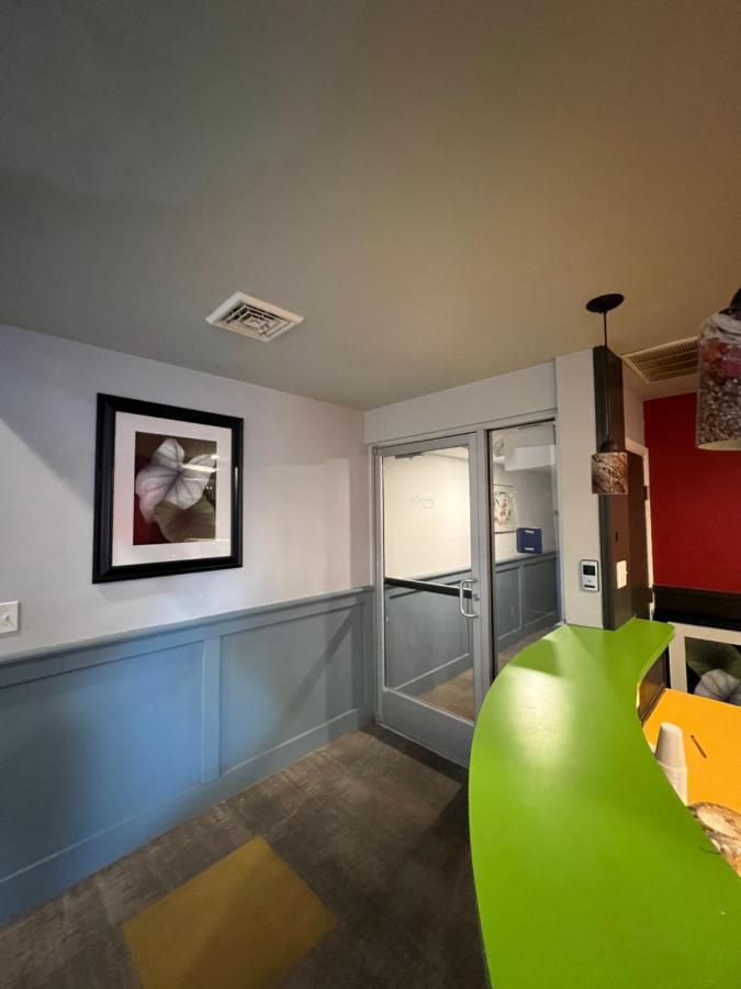 Chateau Suites Norristown Zewnętrze zdjęcie